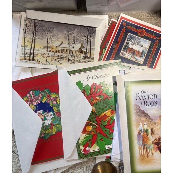 Christmas Greeting Cards With Envelopes Assorted Made in Canada Set of 50 - Picture 4 of 10